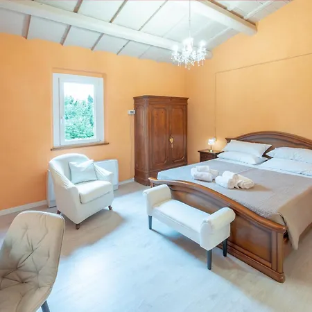 Villa Ai Caprioli